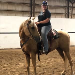 Meet your Posher, Victoria